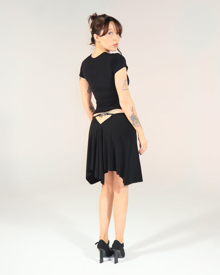 Clasp skirt